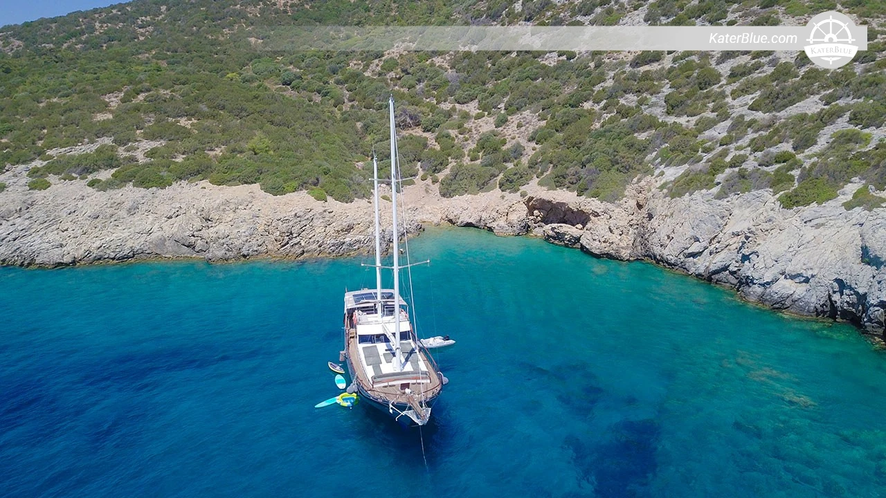 28m Crewed Gulet Weekly Charter Bodrum Gulf of Gökova 7 Nights 12 Guests