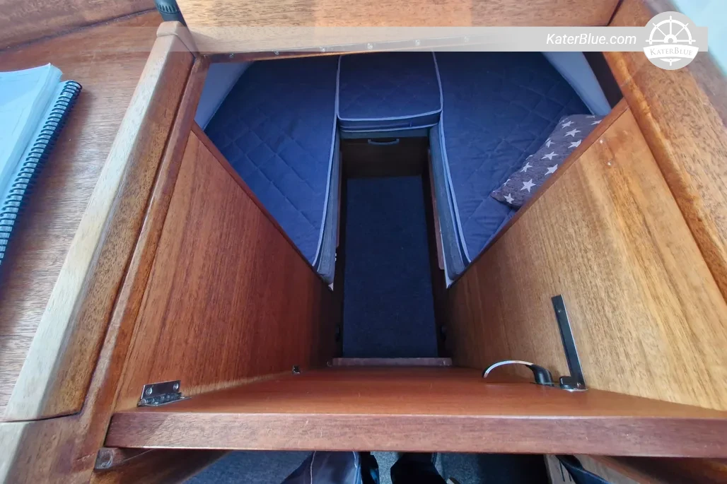 2011 Paragon 25 Cabin for Sale – 8.1m Offshore Walkaround Boat, Volvo Penta D4-300 – Västra Frölunda, Sweden