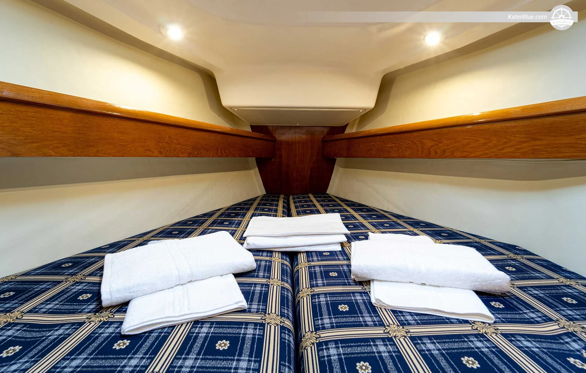 7 Nights Bareboat Sailing Charter from Kavala Marina to Thassos, Aliki, Skala Potamias, Samothraki, Therma and Limenaria aboard 43ft Sailing Yacht for 8+1 Guests