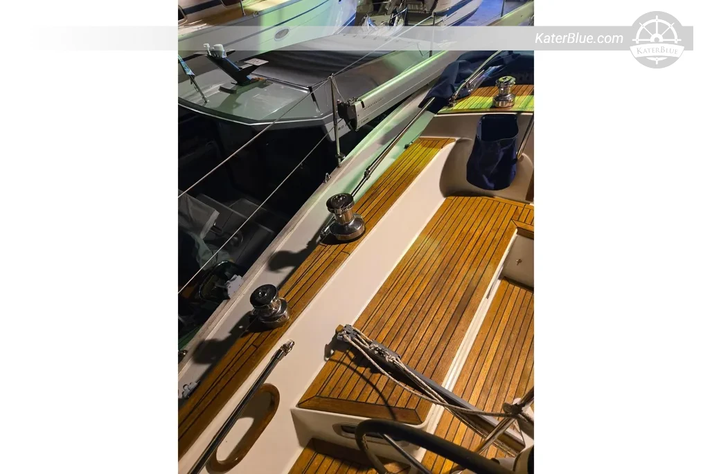 2000 Arcona 38 for Sale – 11.45m Performance Cruiser, 2 Cabins, Yanmar Diesel – Hunnebostrand, Sweden