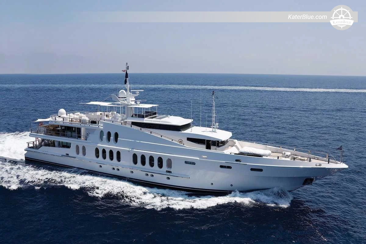 15-Day Crewed Oceanfast 55m Superyacht Charter from Sydney to Vanuatu and Fiji with Great Barrier Reef, Coral Sea, Savusavu, Yasawa Islands and Denarau