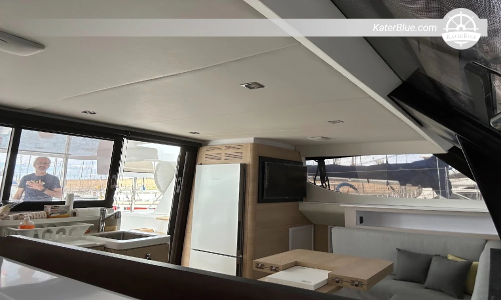 2022 Aventura 37 Cruise Catamaran for Sale in Valencia, Spain - 10.93m, 4 Cabins, 10 Passenger Capacity