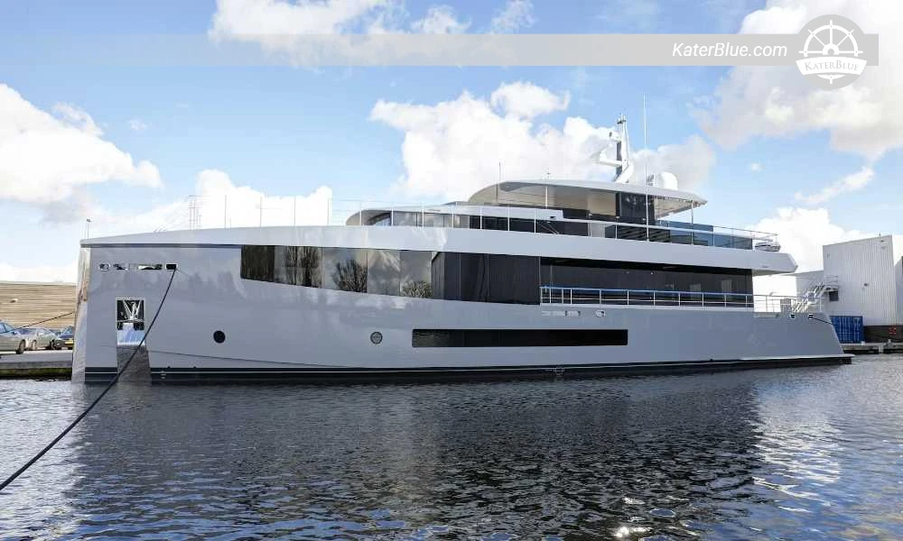 Feadship Lagoon Series 33.9m Aluminium Luxury Yacht 2016/2025 Refit, 4 Cabins, Cayman Islands Flag – Fort Lauderdale