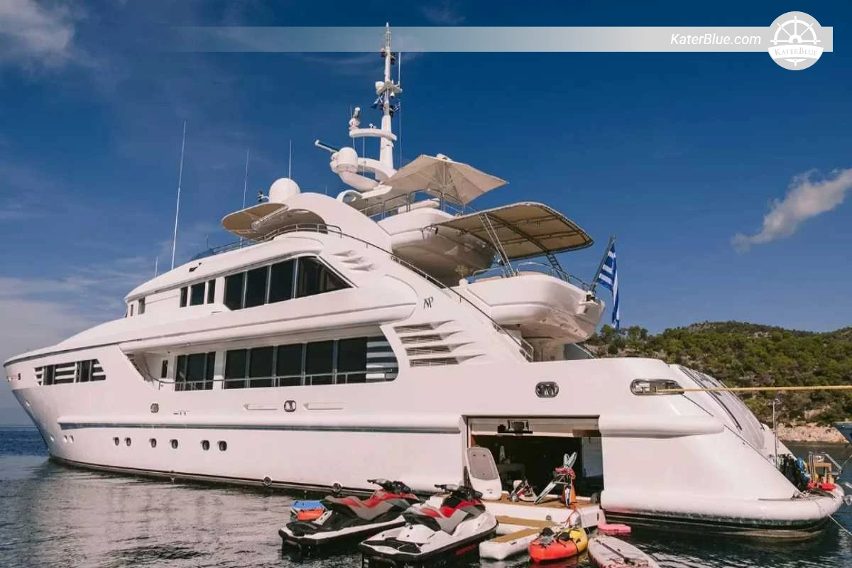 15-Day Private Luxury Yacht Charter from Dubai to Qatar, Saudi Arabia Eastern Coast, Bahrain, Manama, Hawar Islands and Abu Dhabi