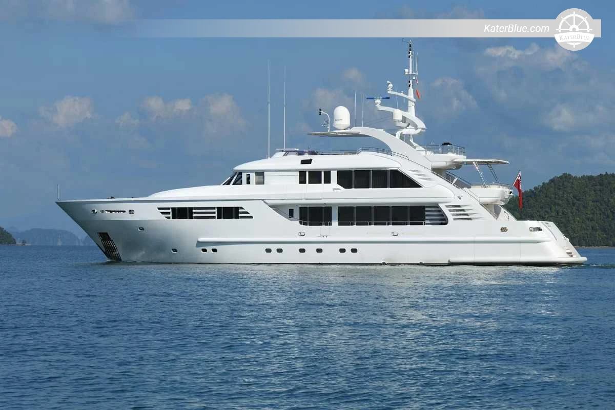 14-Day Private Luxury Yacht Charter from Dubai to Abu Dhabi, Sir Bani Yas Island, Musandam, Khasab, Doha and Al Safliya Island for up to 12 Guests