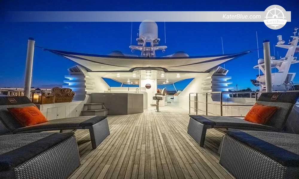 1992 Feadship 42.67m Custom Motor Yacht, Refit 2010, 5 Cabins, Aluminium Full-Displacement Superyacht – Nassau, Bahamas