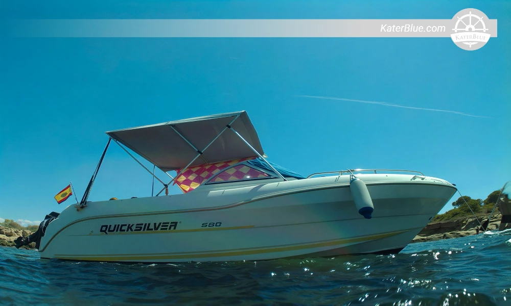 2002 Quicksilver 580 5.9m Cabin Motor Boat for Sale in Mallorca