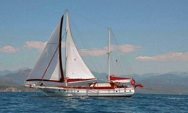 Blue Voyage Luxury Gulet Charter for 6 Guests in Bodrum/Turkey