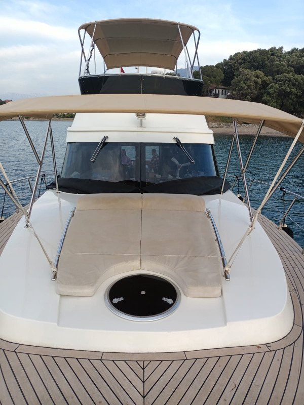 Privatni najam motorne jahte u Fethiyeu za 6 osoba, Blue Voyage u Fethiyeu / Turska