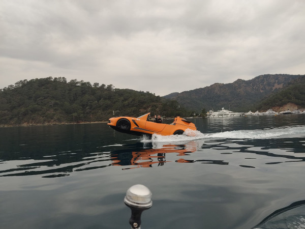 Jetcar Ocean, a Drivable Car on the Water For Sale