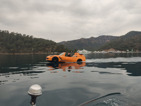 Jetcar Ocean, a Drivable Car on the Water For Sale