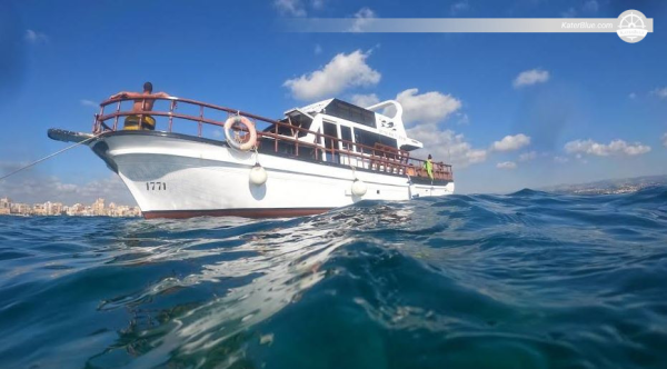Ενοικίαση ιδιωτικού μηχανοκίνητου σκάφους και εκδρομές στην Τύρο, Λίβανος – Πάρτι γενεθλίων και ημερήσιες εκδρομές