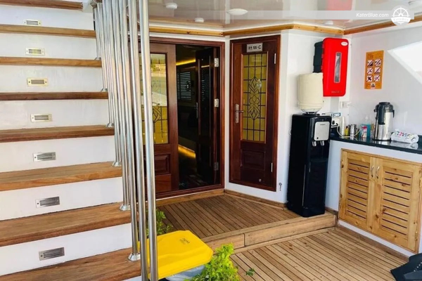Segeltörn-Erlebnis auf einer Luxusyacht für 25 Personen in Sharm El Sheikh, Ägypten