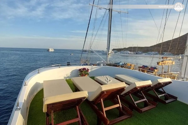 Segeltörn-Erlebnis auf einer Luxusyacht für 25 Personen in Sharm El Sheikh, Ägypten