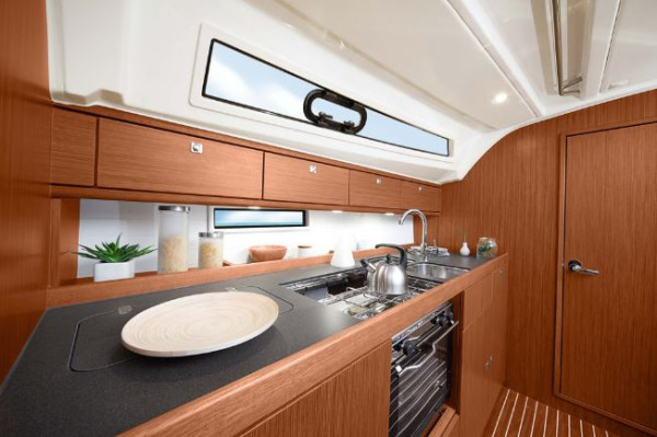 Sejlads med Bavaria 41 (SR V)