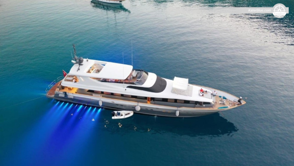 Weekly Luxury Yacht Charter - 43m Motor Yacht with 6 Cabins, Crew, Jacuzzi & Gulf of Gökova from Yalikavak Marina, Turkey