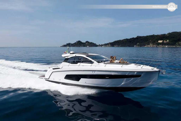 Azimut Atlantis 45, 2021 - In vendita | Yacht a motore da 14,6 m, 3 cabine, Genova, Italia