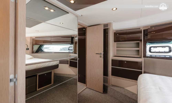 Azimut Atlantis 51, 2018 in vendita - Yacht a motore di 16,18 m, 3 cabine, Podstrana, Croazia