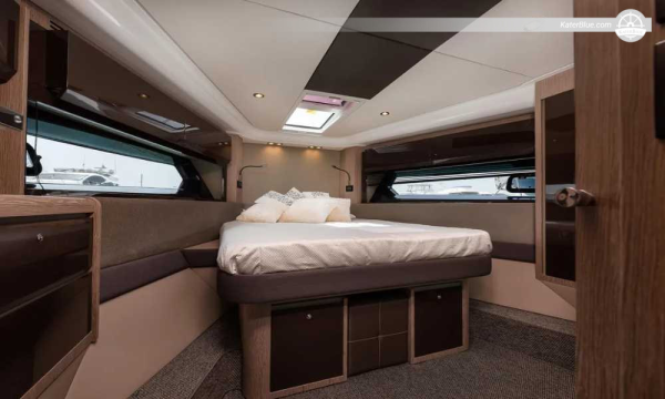 Azimut Atlantis 51, 2018 in vendita - Yacht a motore di 16,18 m, 3 cabine, Podstrana, Croazia