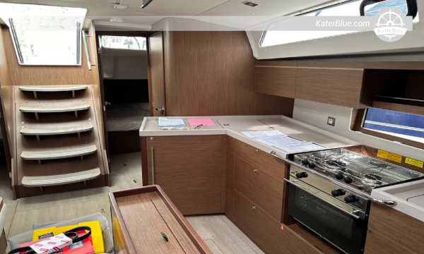 Oceanis 48ft monohull 12-osobowy jacht żaglowy czarter tygodniowy Gocek Turcja