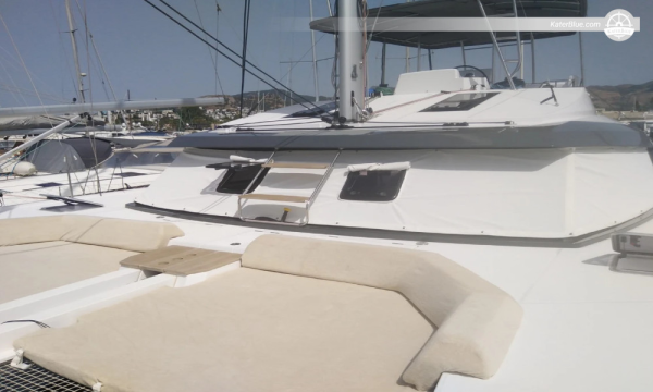 Location de catamaran Nautitech 45 pieds avec skipper à Yalikavak, Turquie