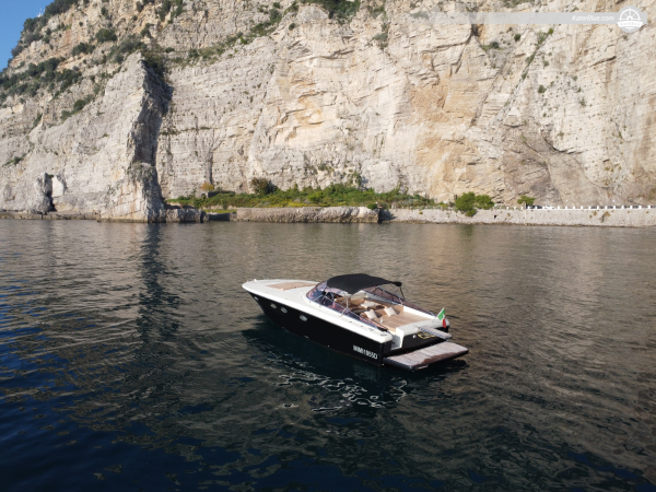 Unforgettable Experience: A Private 8-Hour Tour of Capri from Positano