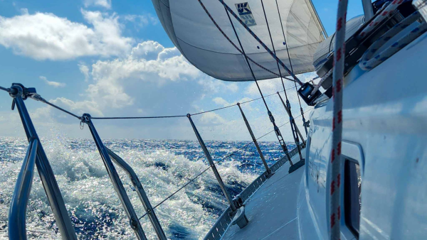 Croisière privée d'une nuit de Miami à Key Largo à bord du Beneteau Oceanis 400